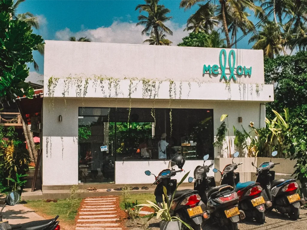 The front view of Mellow hostel in Ahangama