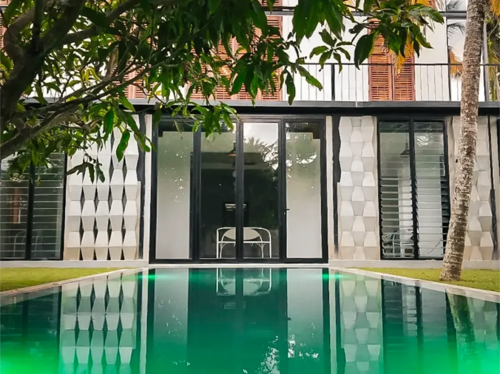 Ahangama Colive accomodation pool