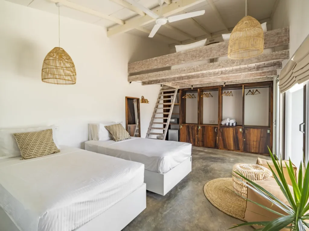 The rooms at Global Surf Lodge, Kabalana