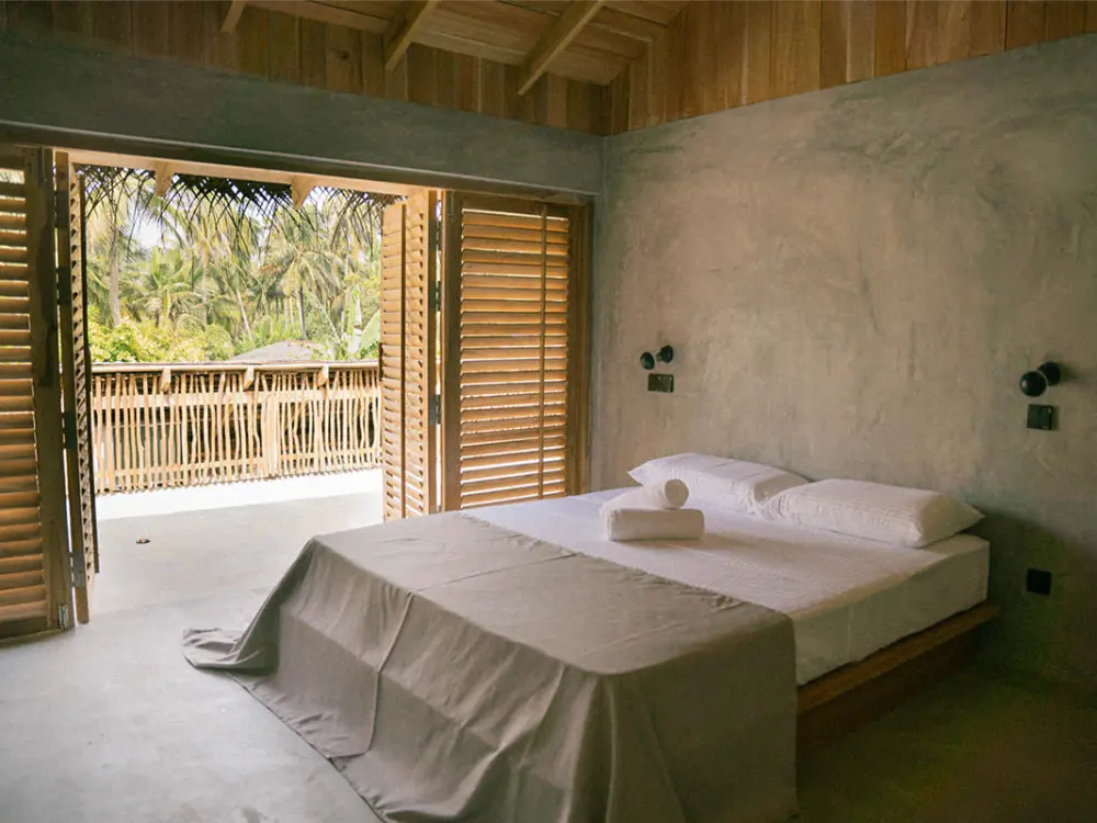 A double room at Lapoint Surf Camp Ahangama