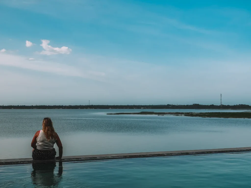 The views from the infinity pool at Oruwa Boutique Villas, a top luxury hotel option in Arugam Bay