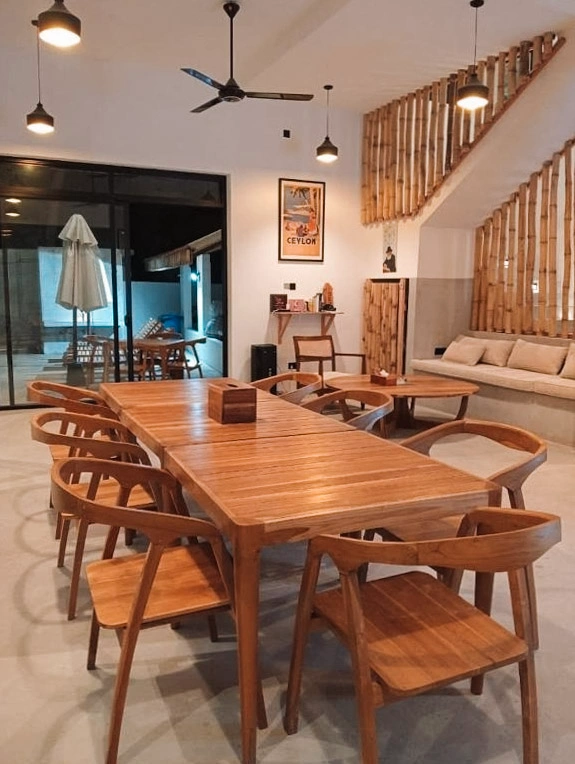 The dining table at Villa Del Mar, Arugam Bay
