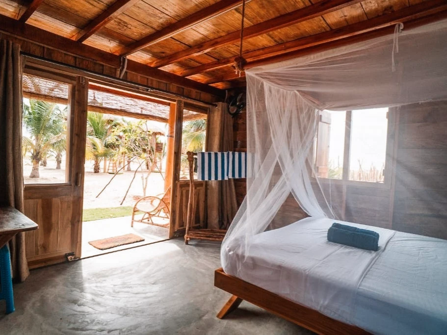 The bedroom at Whiskey Point Resort, a top place to stay in Arugam Bay